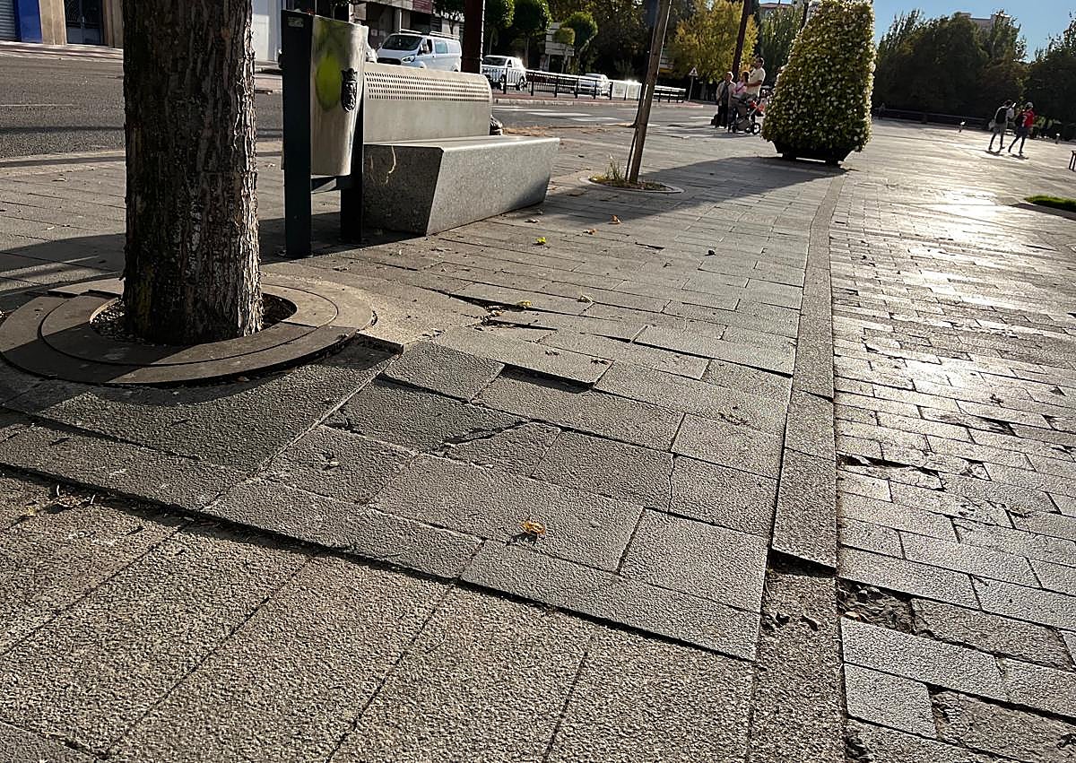 Imagen secundaria 1 - San Marcos pide a gritos una intervención: «Su deterioro es cada vez más evidente»