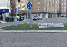 Imagen de una de las rotondas de Trobajo del Camino.