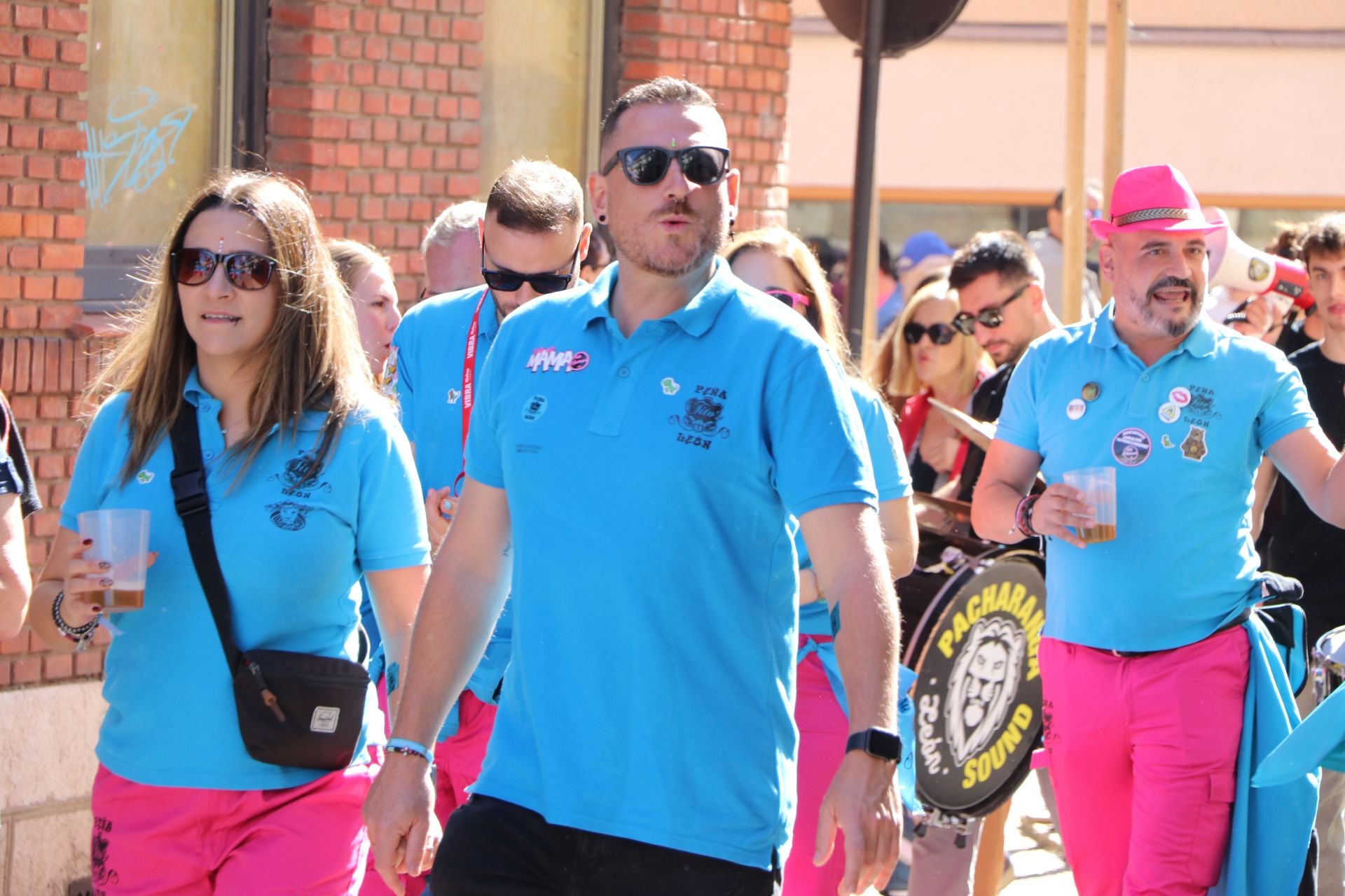 Todas las imágenes del desfile del Día de Peñas en León