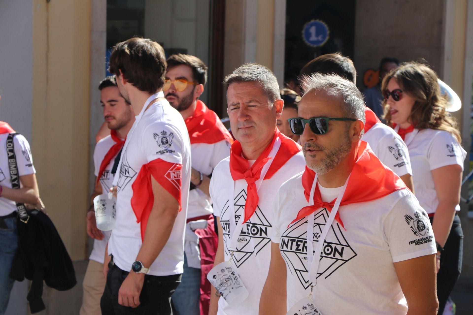 Todas las imágenes del desfile del Día de Peñas en León