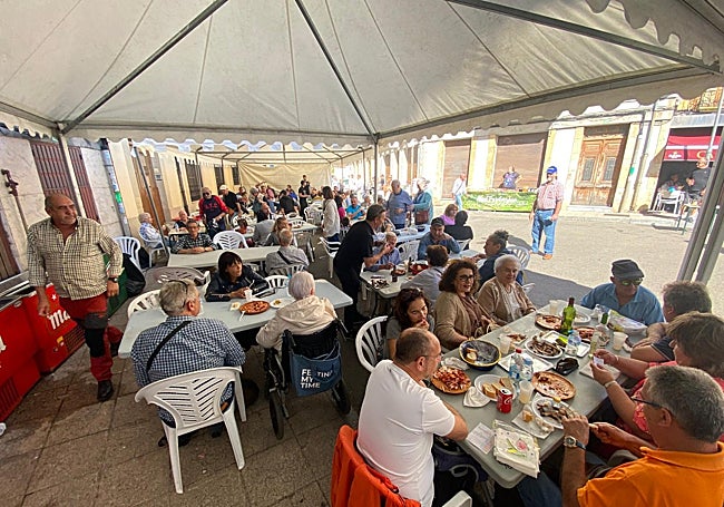 Ambiente festivo en Boñar