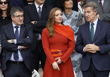 La leonesa Esther Muñoz, entre las mejor vestidas del desfile del 12 de octubre