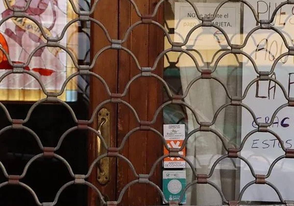 Imagen de archivo del cierre de un negocio.