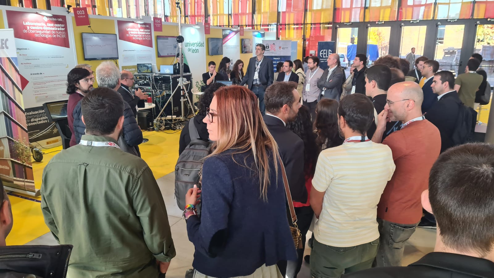 Las imágenes de la visita de Pedro Sánchez a León