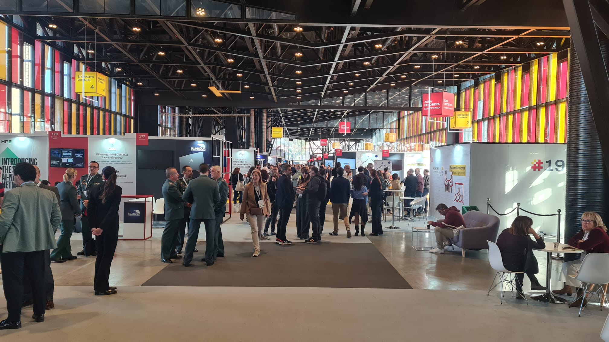 Las imágenes de la visita de Pedro Sánchez a León