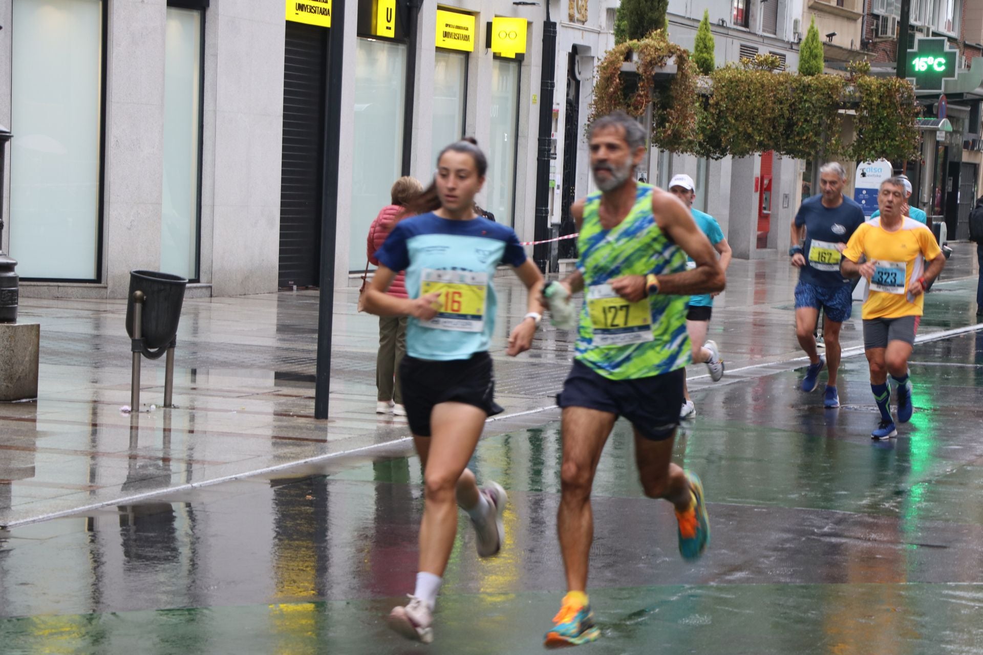 Las mejores imágenes de la carrera popular &#039;10 kilómetros Ciudad de León&#039;
