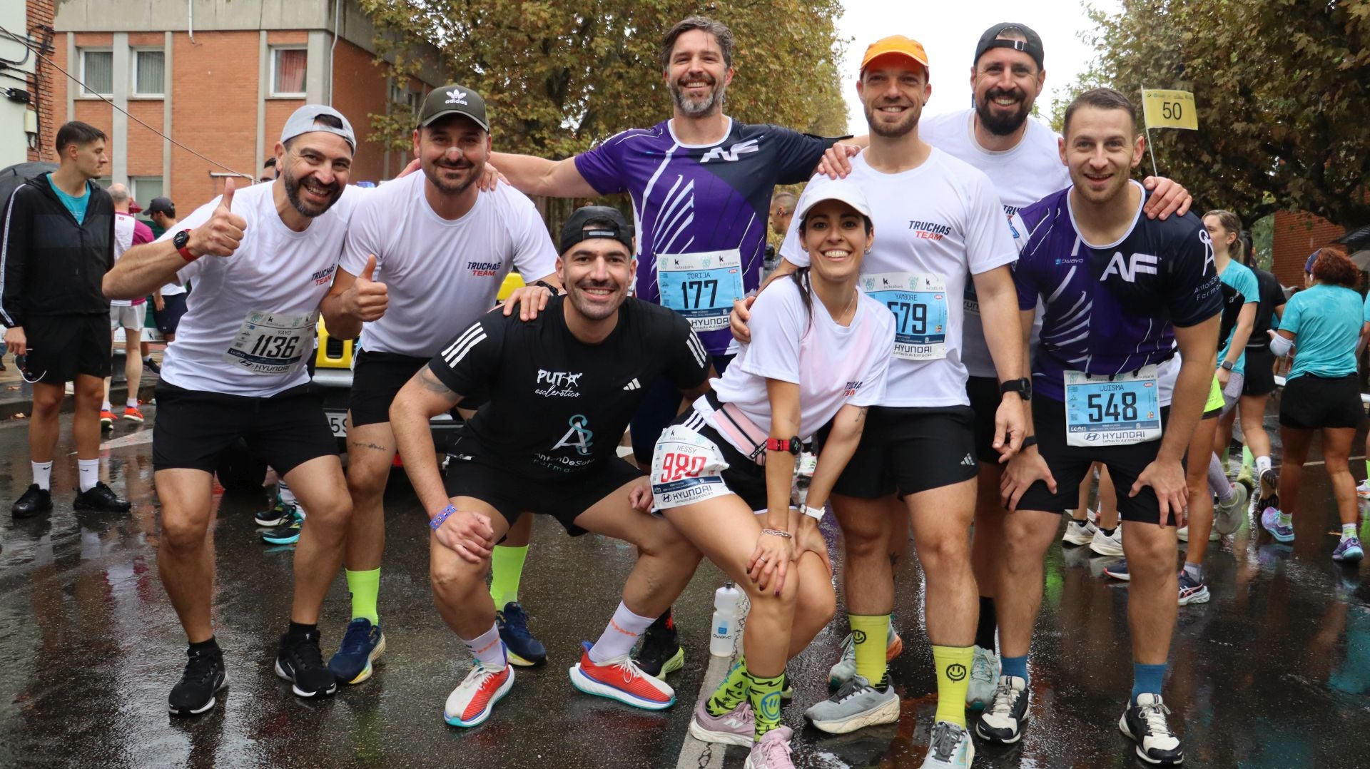 Imágenes de la salida de los &#039;10km Ciudad de León 2025&#039;
