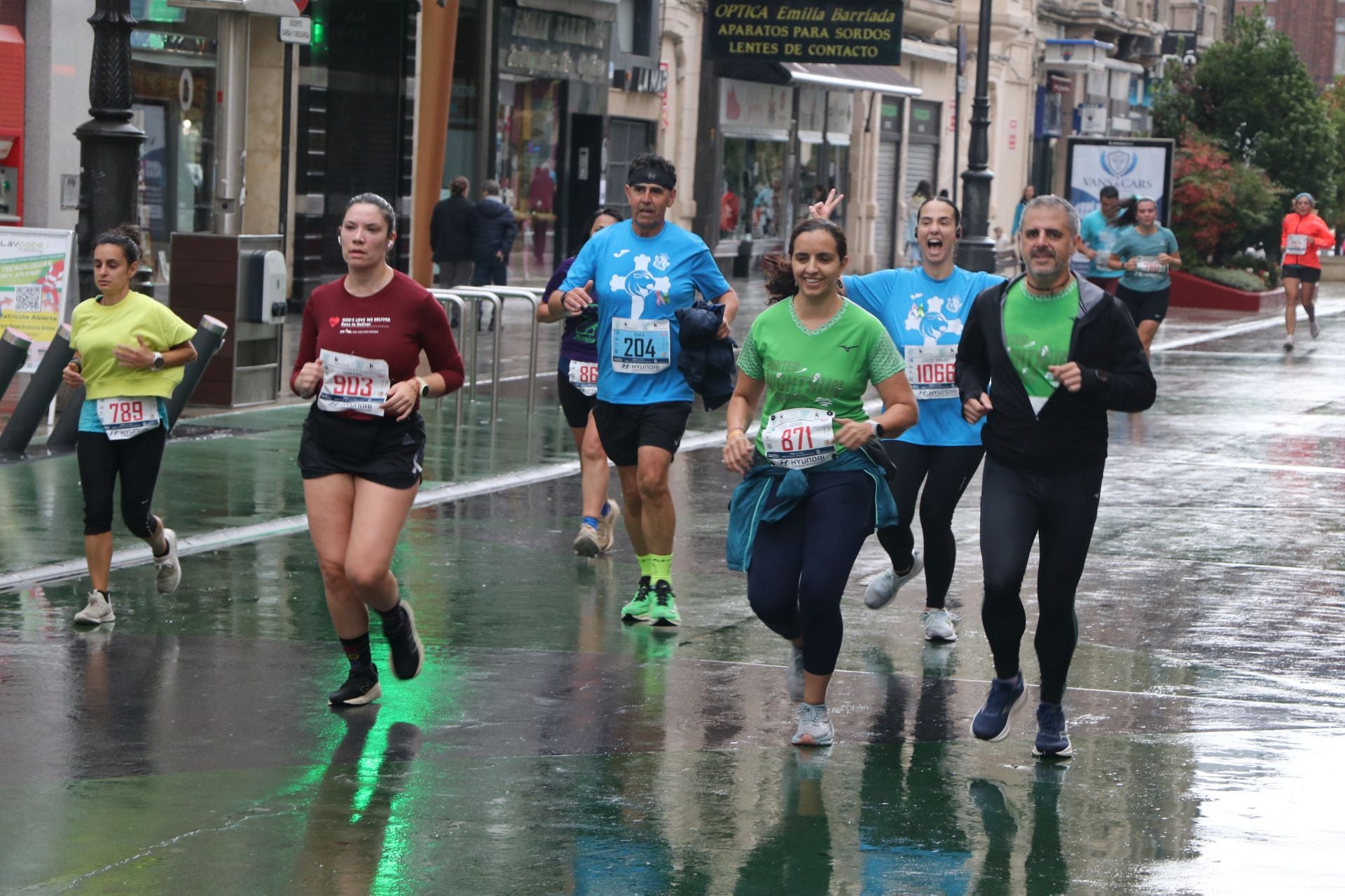 Las mejores imágenes de la carrera popular &#039;10 kilómetros Ciudad de León&#039;