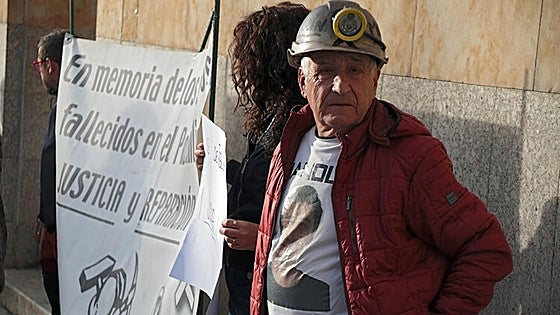 Familiares de los mineros fallecidos en 2013 reclaman la sentencia del juicio concluido en León hace dos años y medio