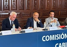 El presidente de la Diputación de León en el encuentro en Jaén.