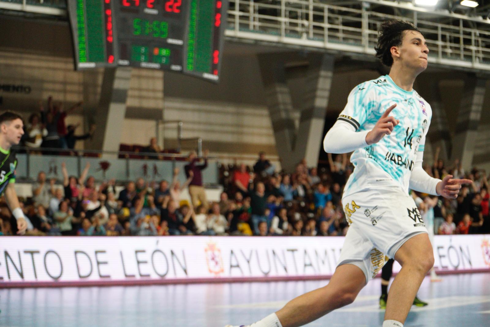 Las mejores imágenes del Abanca Ademar - RK Nexe