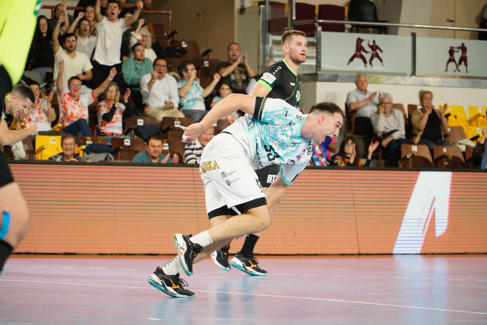 Las mejores imágenes del Abanca Ademar - RK Nexe