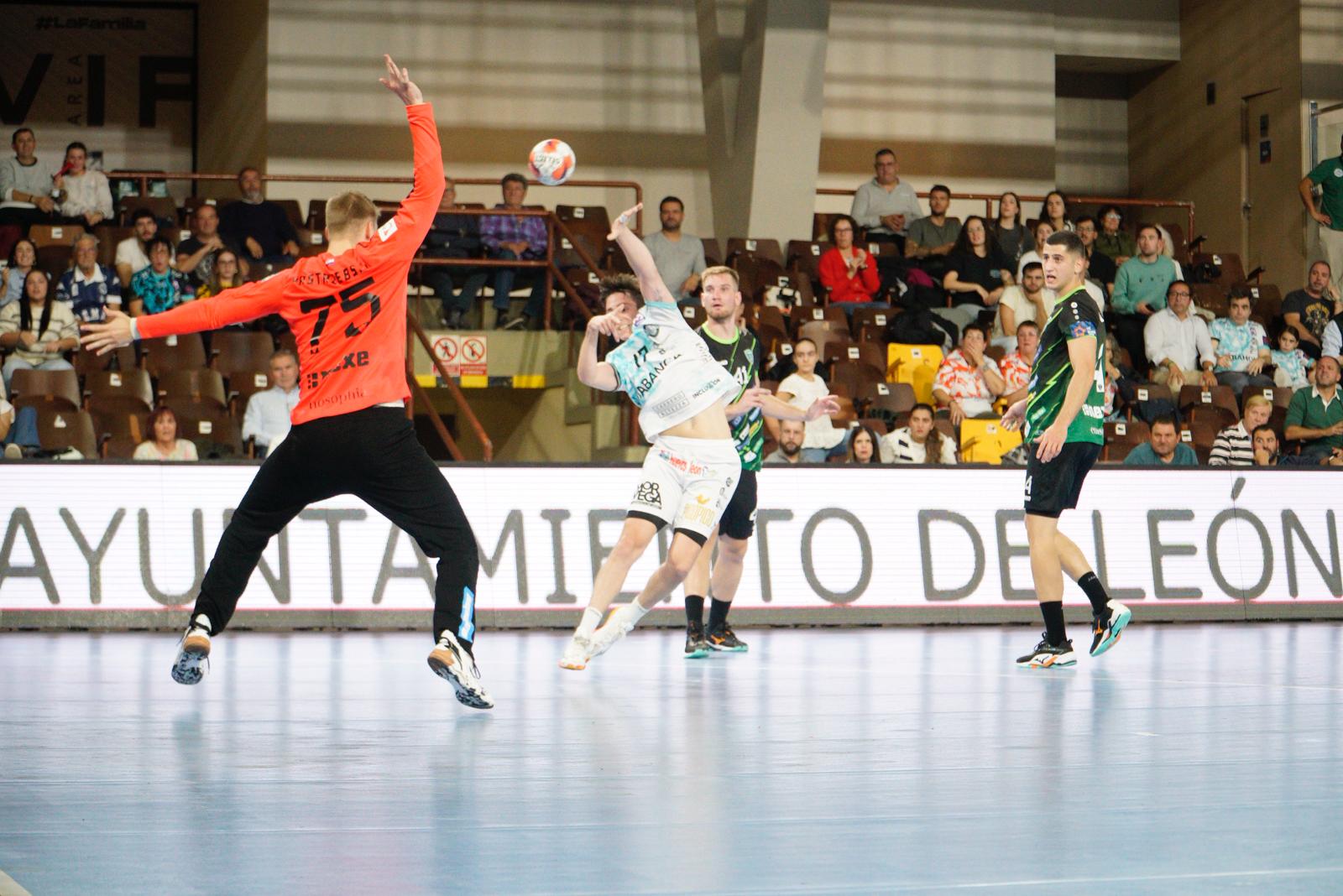 Las mejores imágenes del Abanca Ademar - RK Nexe