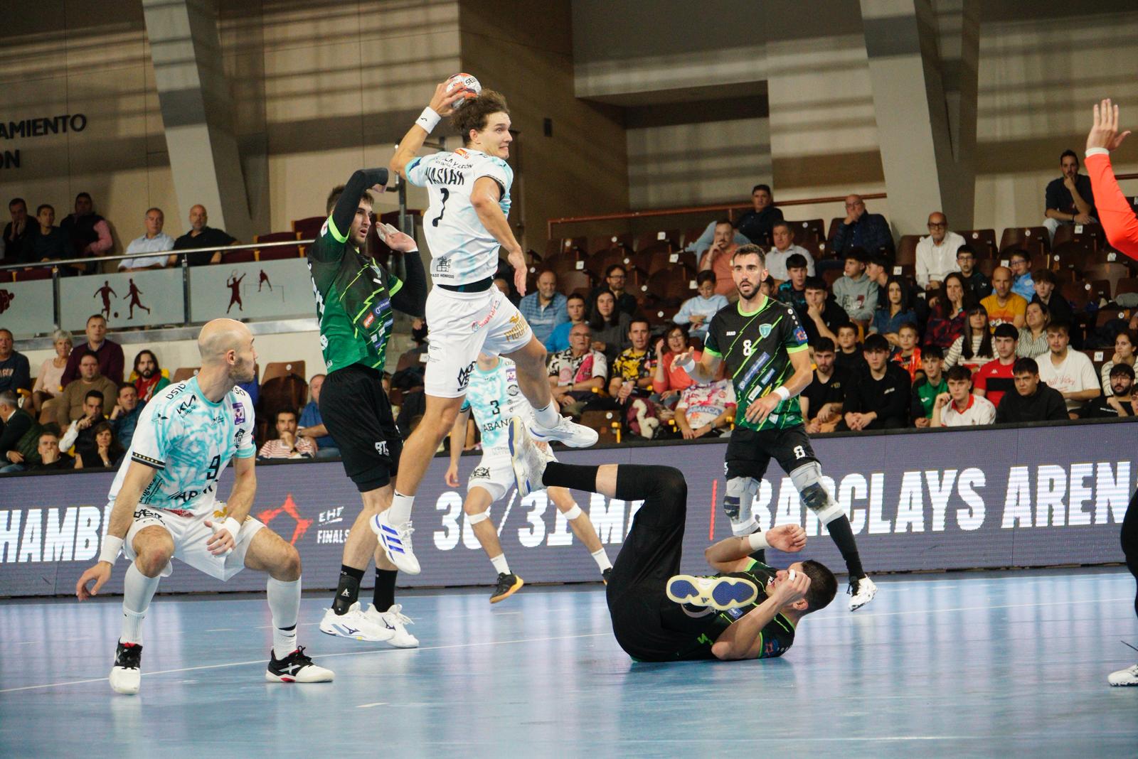 Las mejores imágenes del Abanca Ademar - RK Nexe