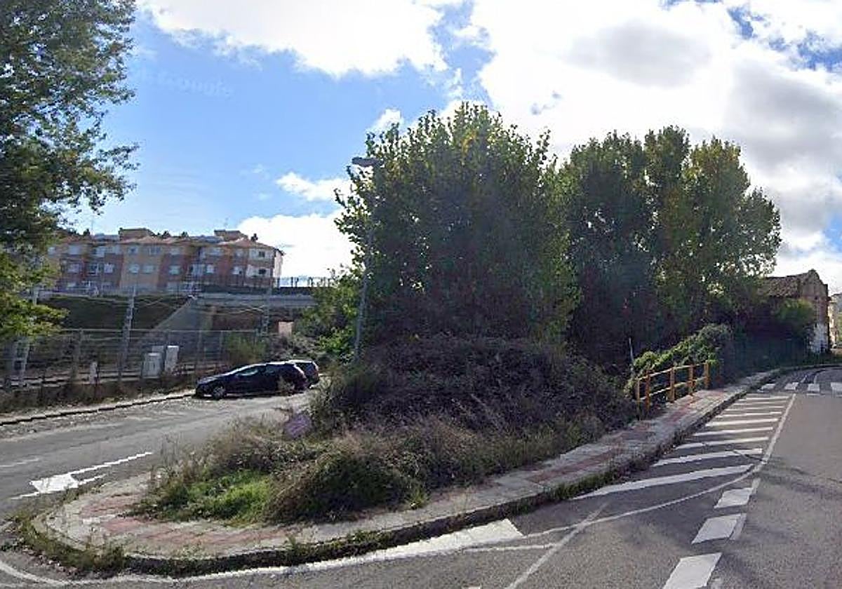 El entorno de la presa del Bernesga entre las calles Los Velillas y Limonar de Cuba.