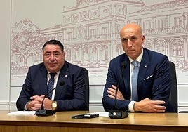 José Antonio Diez, junto a Abilio, abad de Angustias.