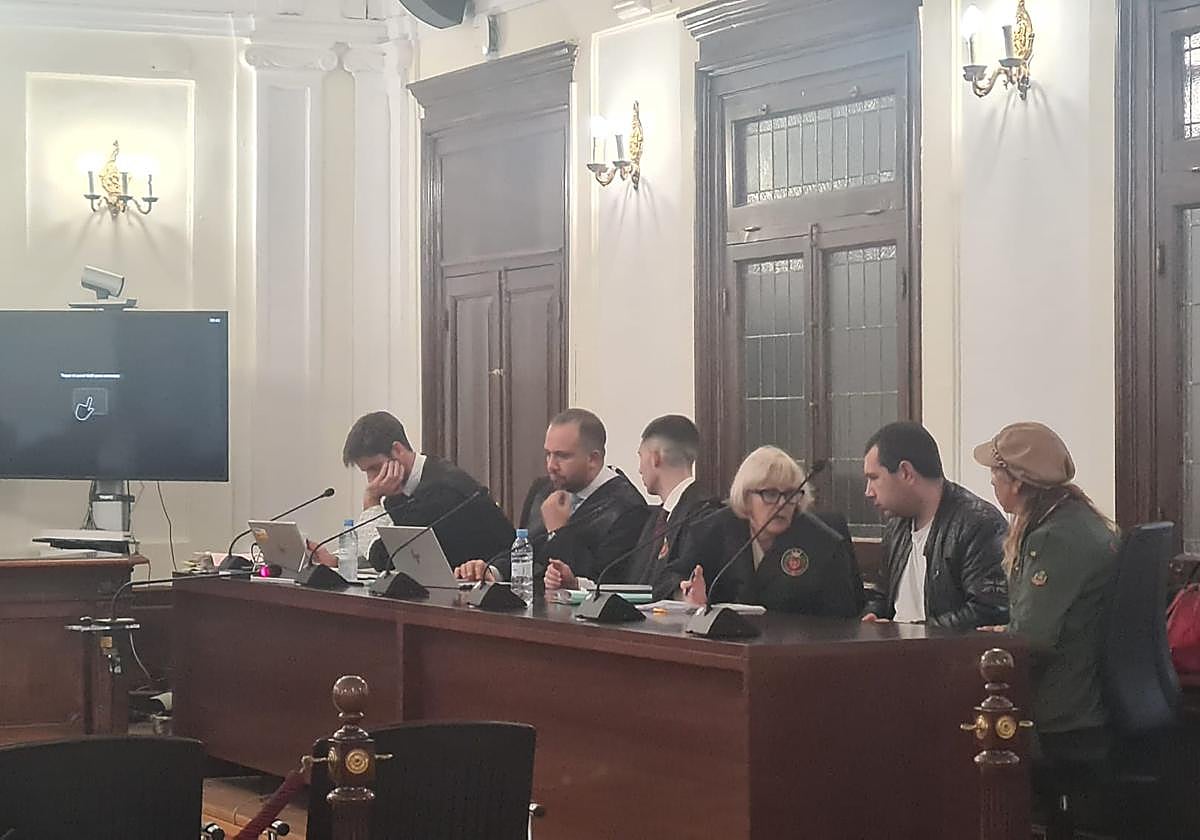 Segunda jornada del juicio por el matricidio de Nochebuena en la Audiencia Provincial de León.