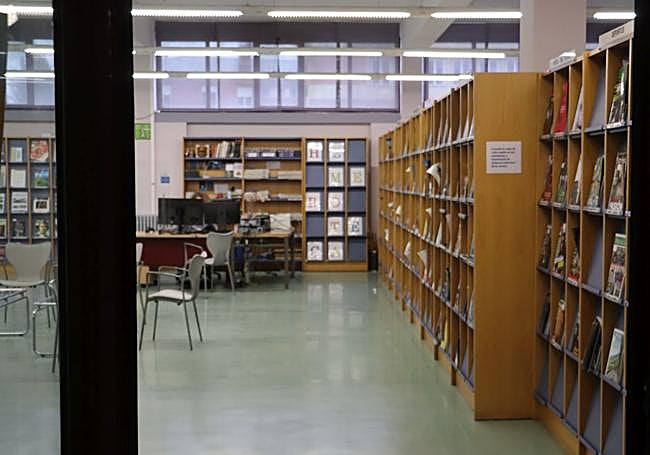 Una de las salas de la biblioteca.