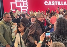Carlos Martínes en el acto de León.