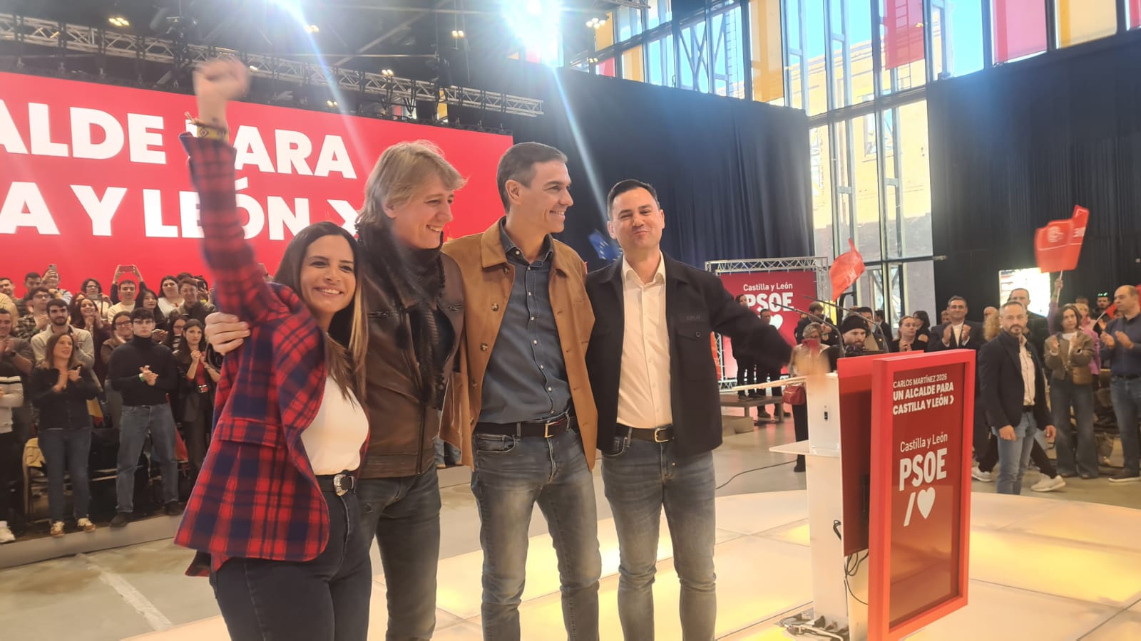 Las imágenes del acto de Sánchez con el PSOE en León