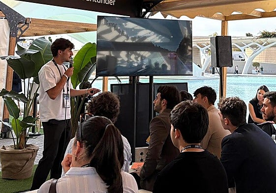 Presentación del proyecto del grupo Aviss.