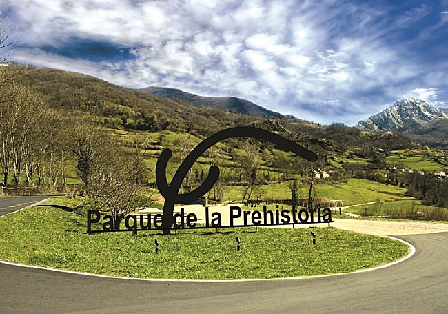 Entrada al parque de la Prehistoria de Teverga