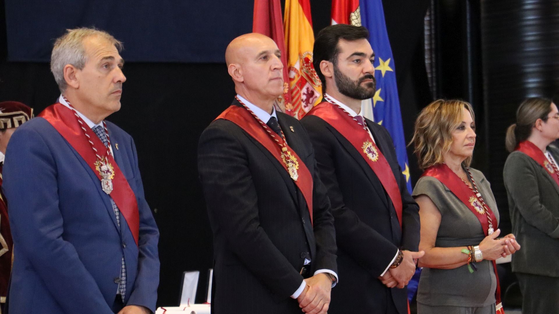 Las imágenes del homenaje de León a la Policía Local