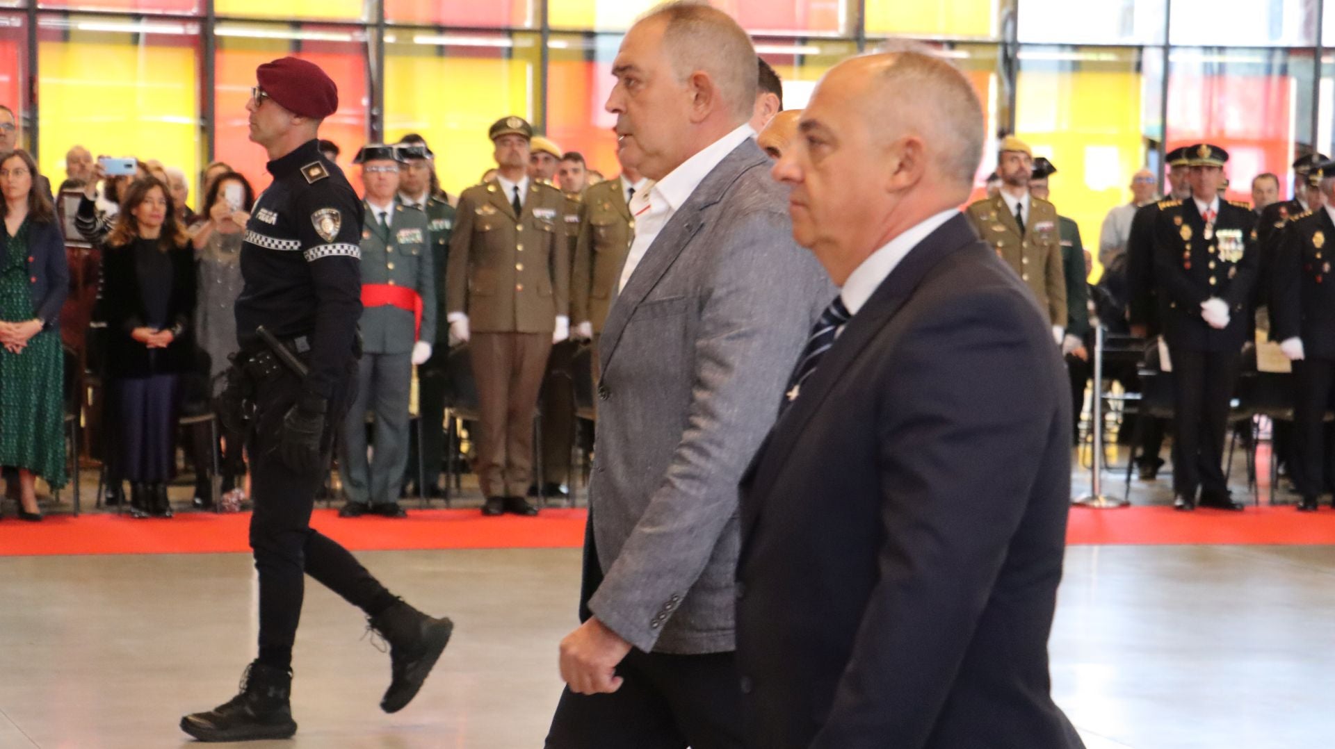 Las imágenes del homenaje de León a la Policía Local