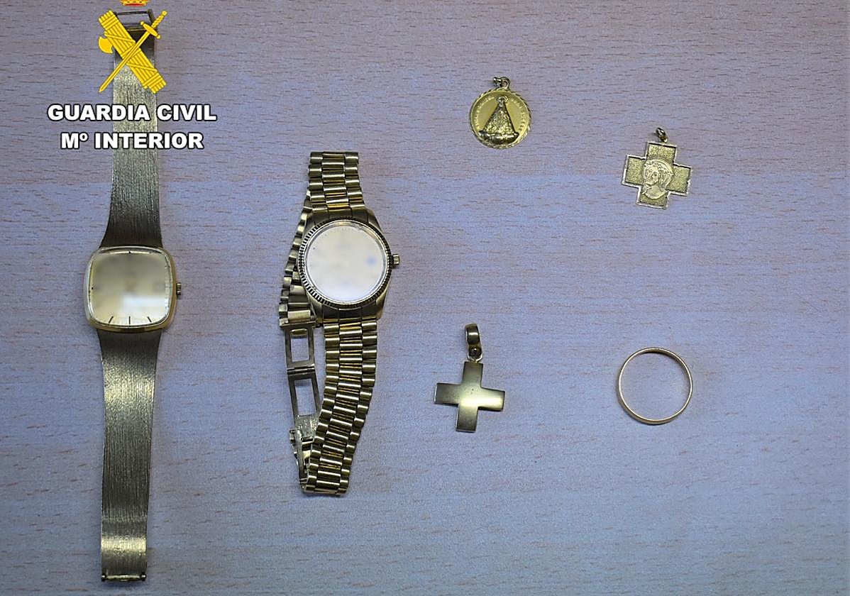 Objetos sustraidos en la vivienda.