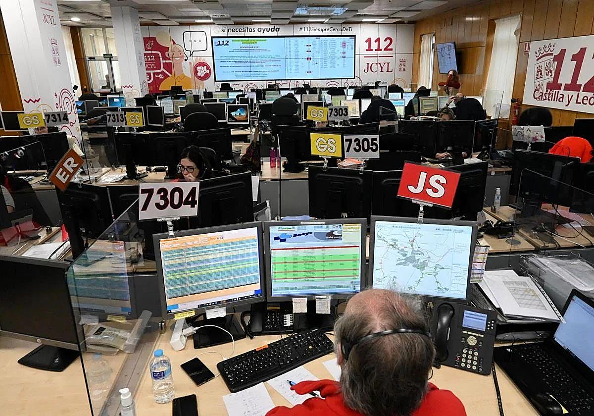 Sala de emergencias del 112 de Castilla y León.