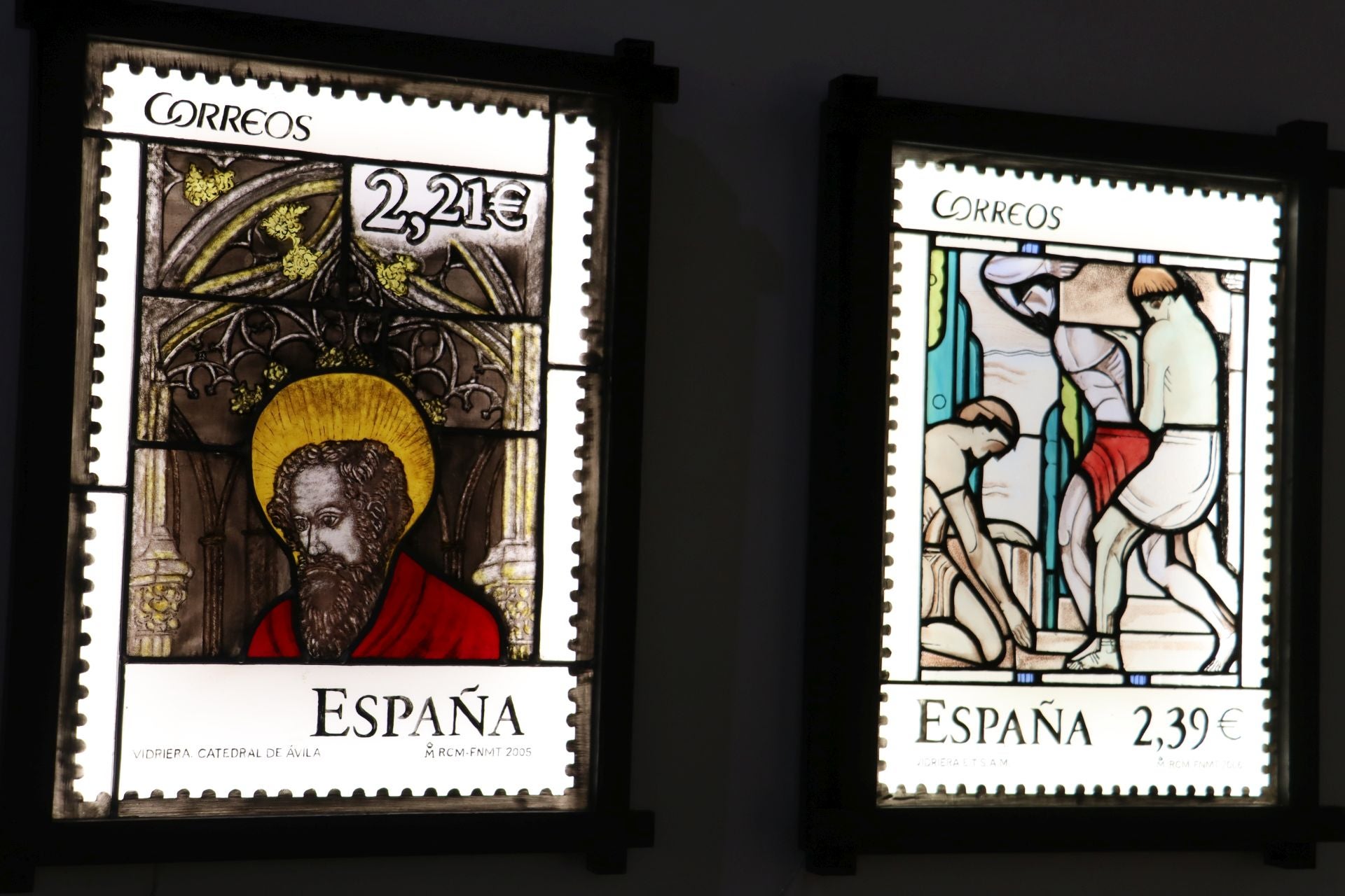 Las imágenes de la exposición del artista vidriero de León