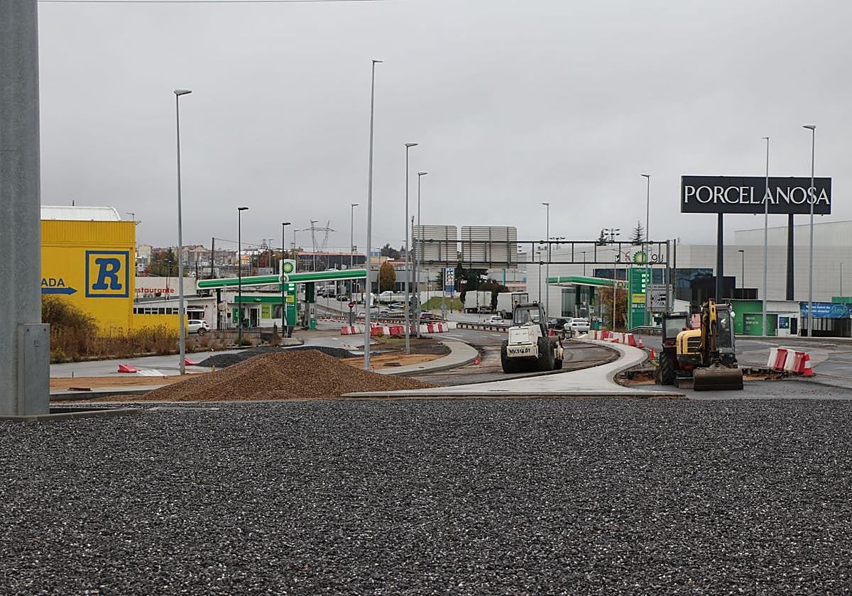 Así avanzan las obras de la nueva rotonda de la N-120
