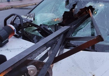 Una queja anónima alertó del «peligro» de la valla junto al estadio: «Eso es una cuchilla»