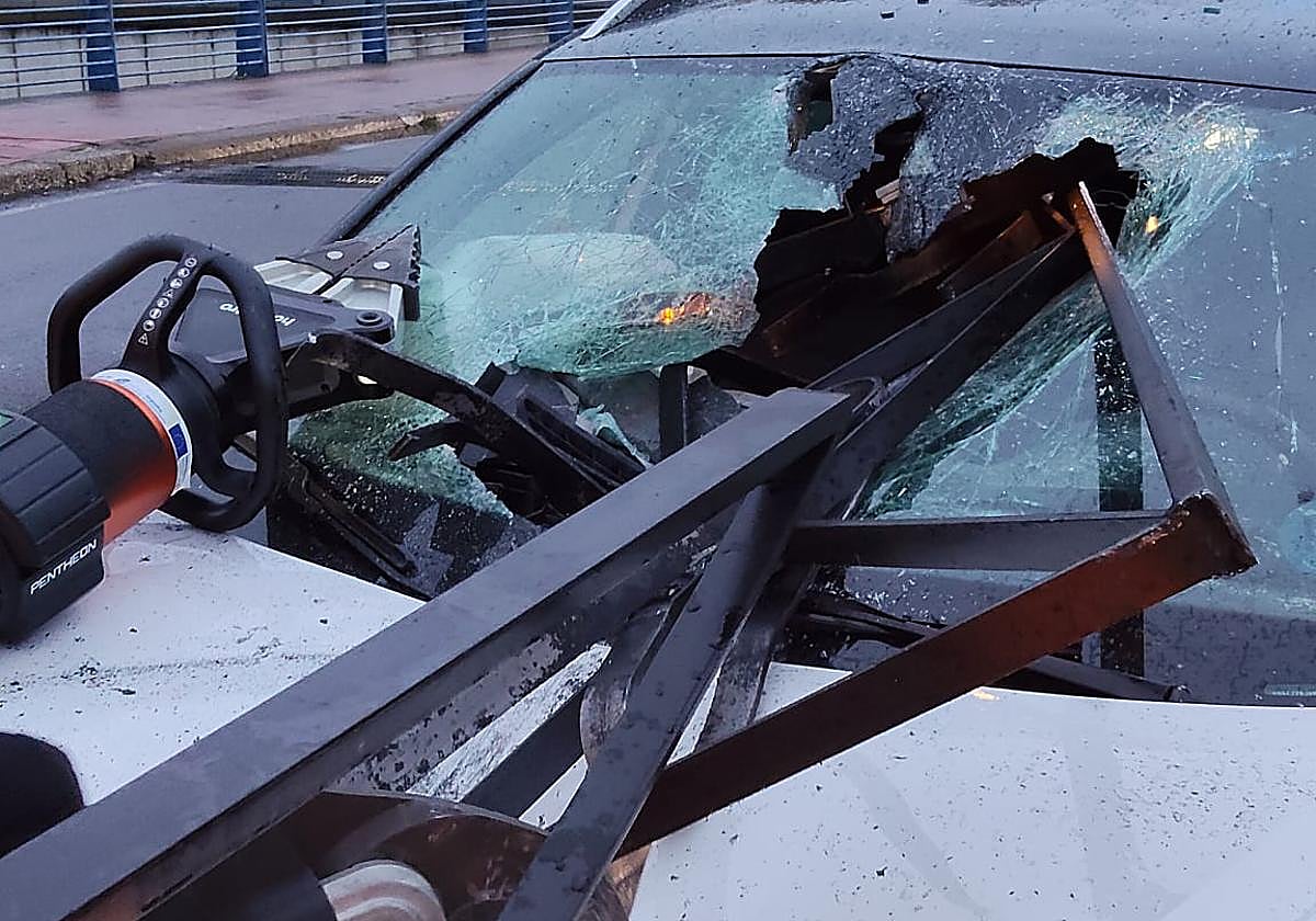 Imagen del vehículo accidentado.