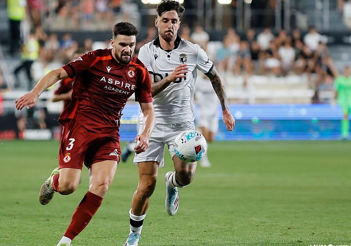 Eneko, en el partido ante el Burgos de la primera jornada.