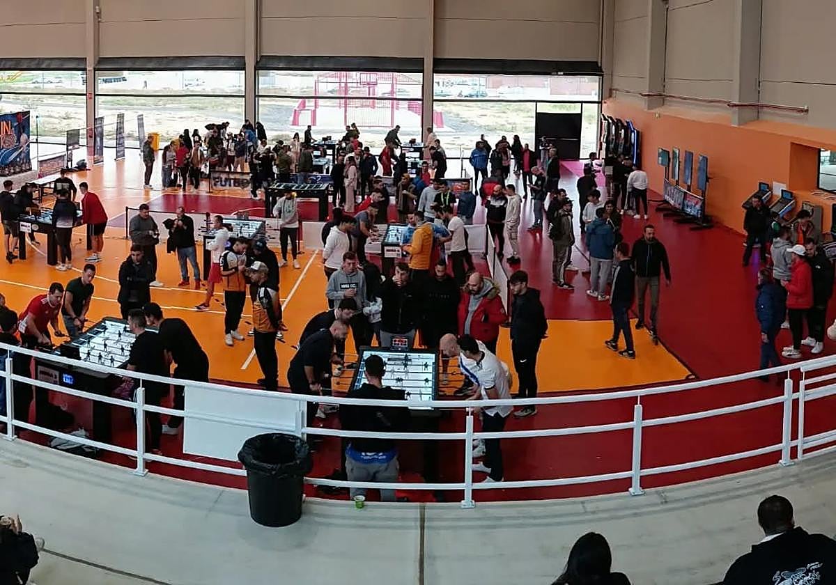 Torneo de futbolín.