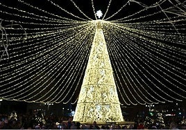 Encendido navideño en León.