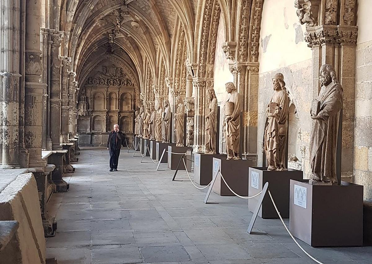 Imagen secundaria 1 - Simeón y Juan, el conejillo de indias para las nuevas esculturas