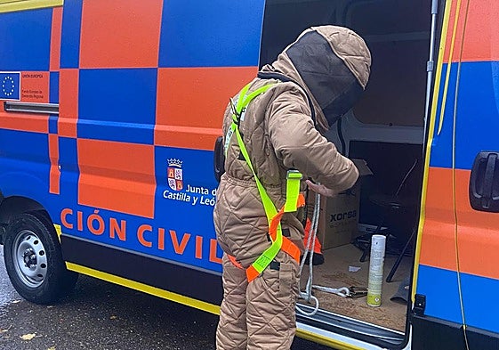 Imagenes de Protección Civil en Sariegos.