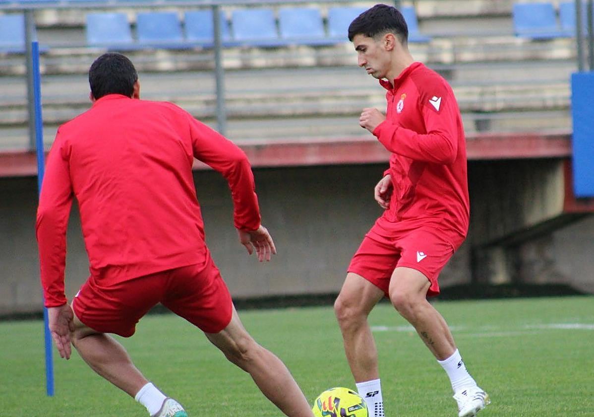 Entrenamiento de la Cultural previo al choque en Riazor.