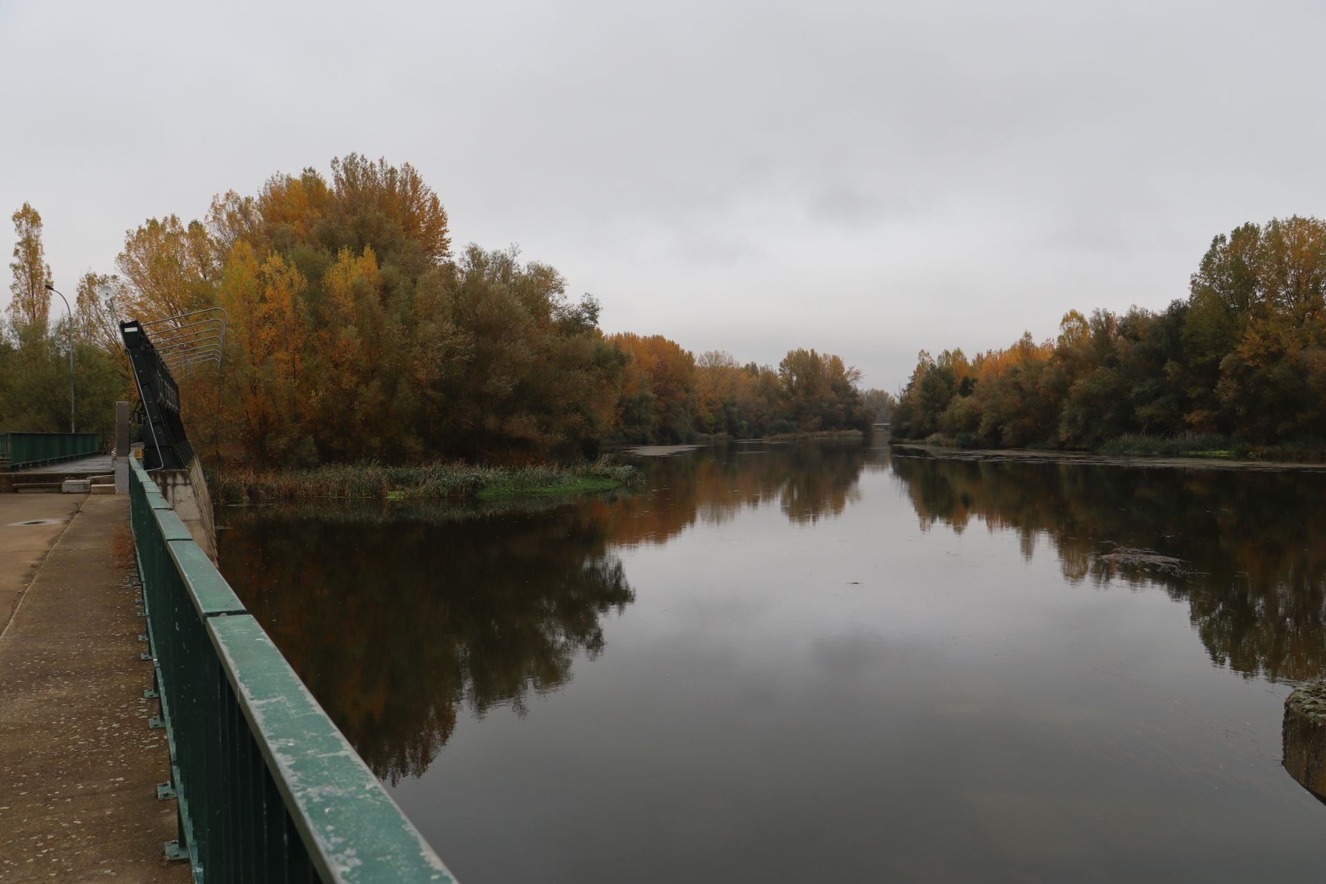 Las imágenes del &#039;nacimiento&#039; del Canal del Páramo Bajo en León