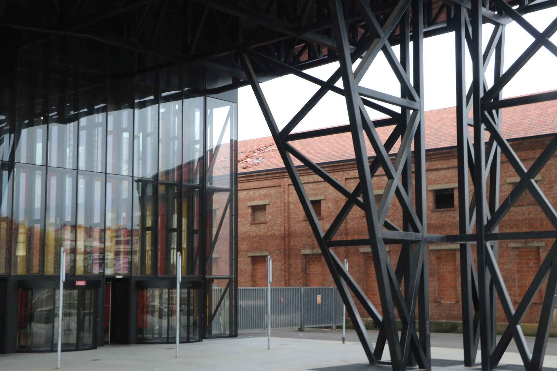 Daños en el tejado de la zona cubierta del futuro Palacio de Congresos