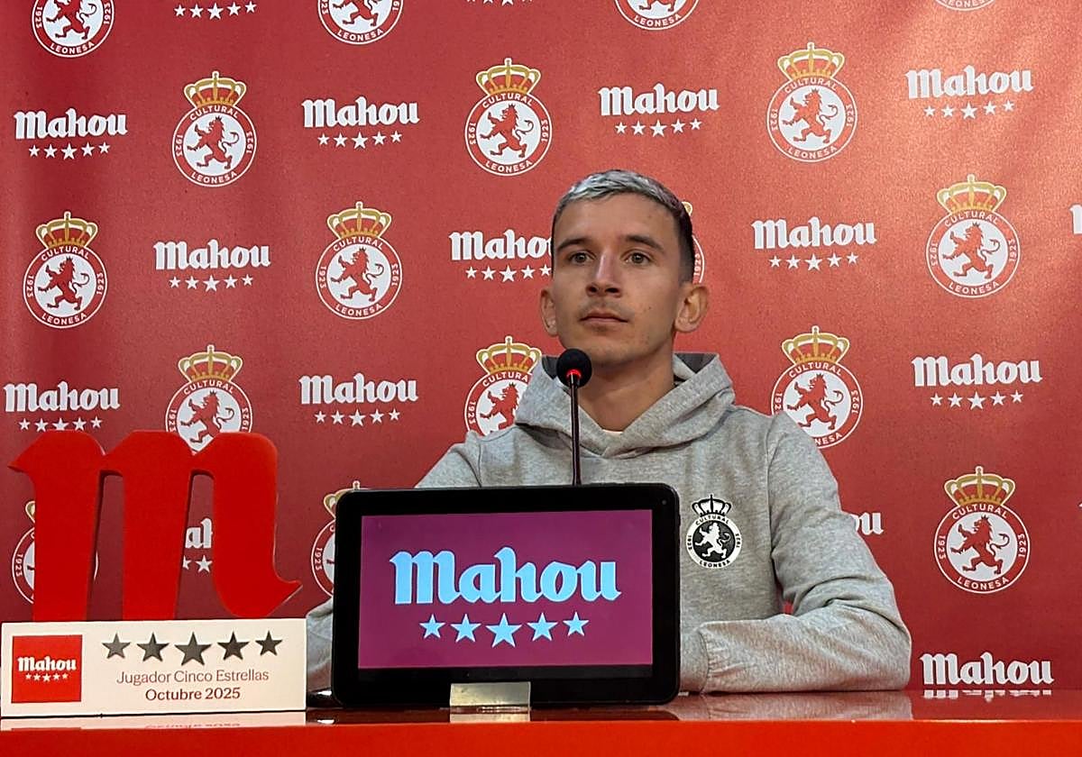 Luis Chacón, tras recibir el premio.