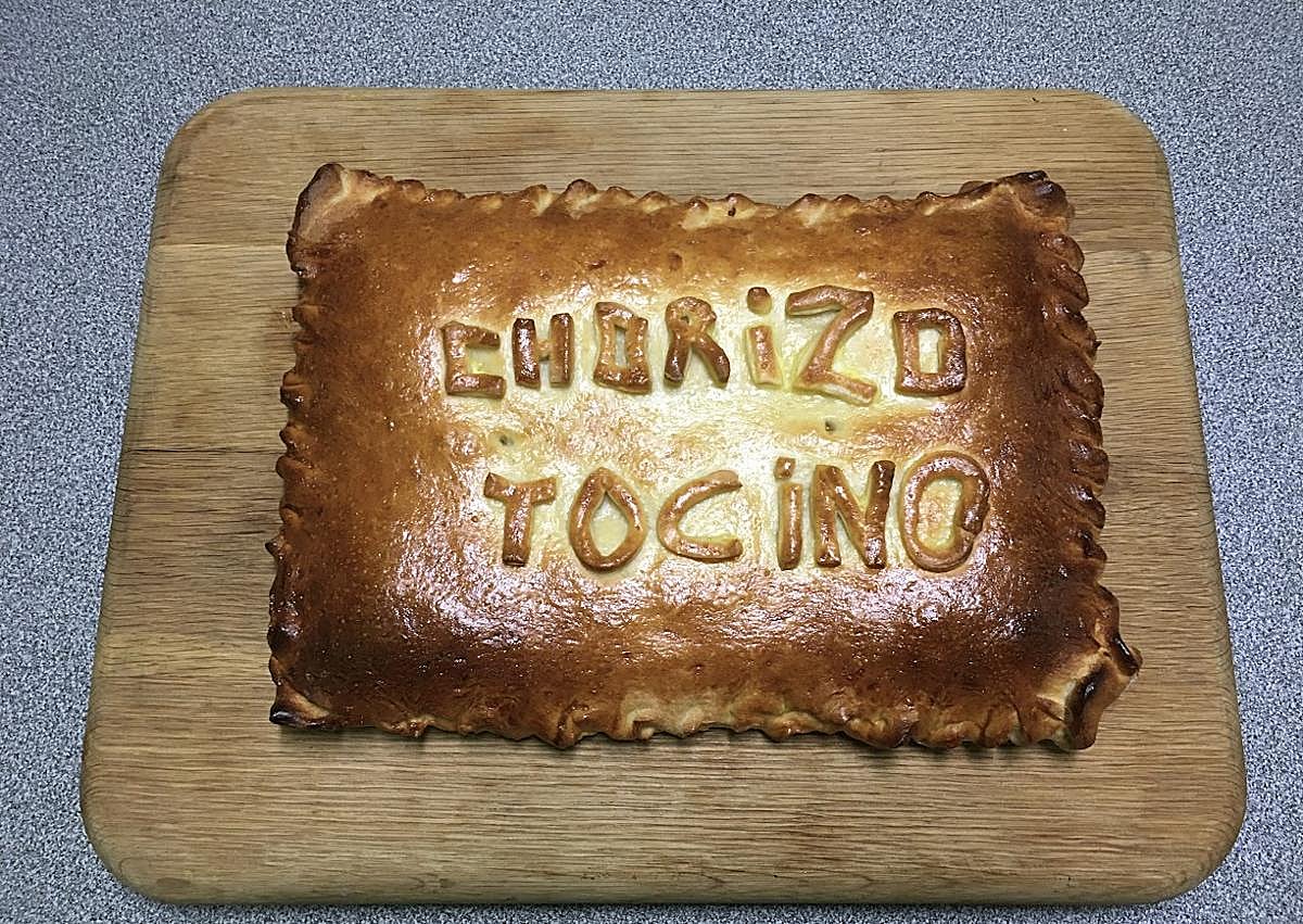 Imagen secundaria 1 - Jean Paul y algunos de sus productos.