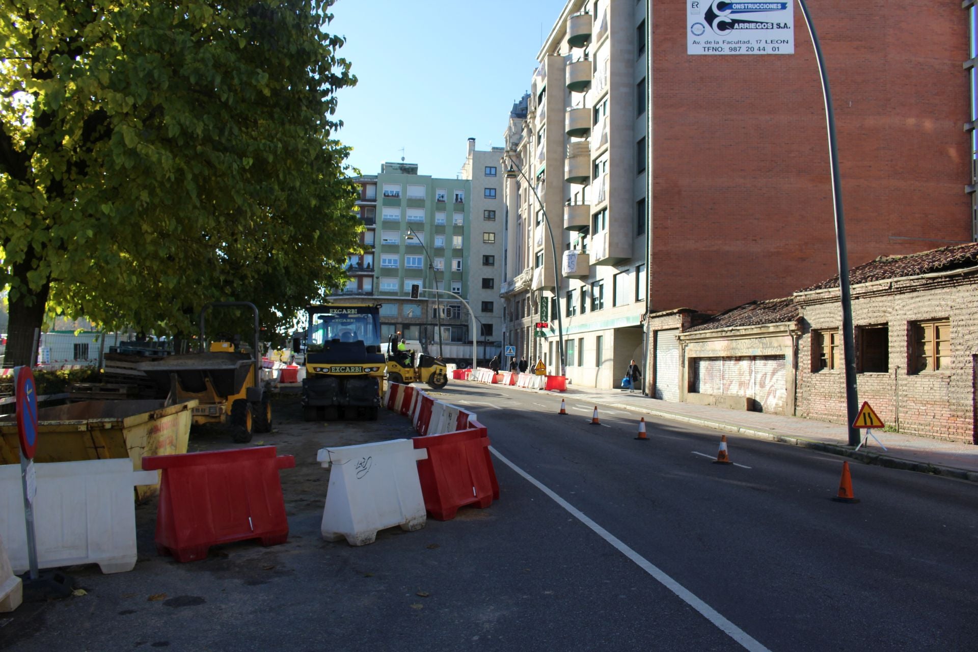 El Puente de los Leones, cortado al tráfico