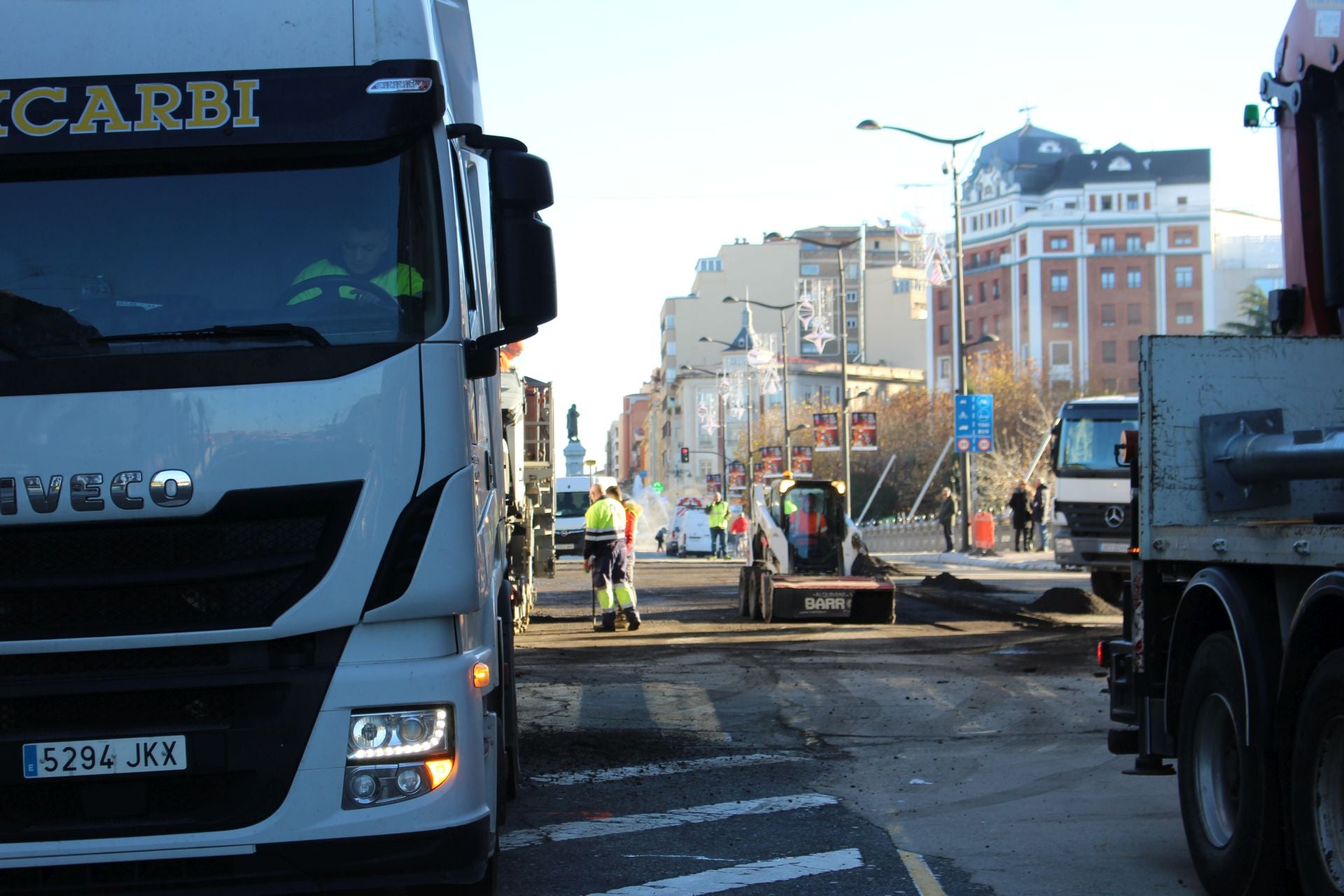 El Puente de los Leones, cortado al tráfico