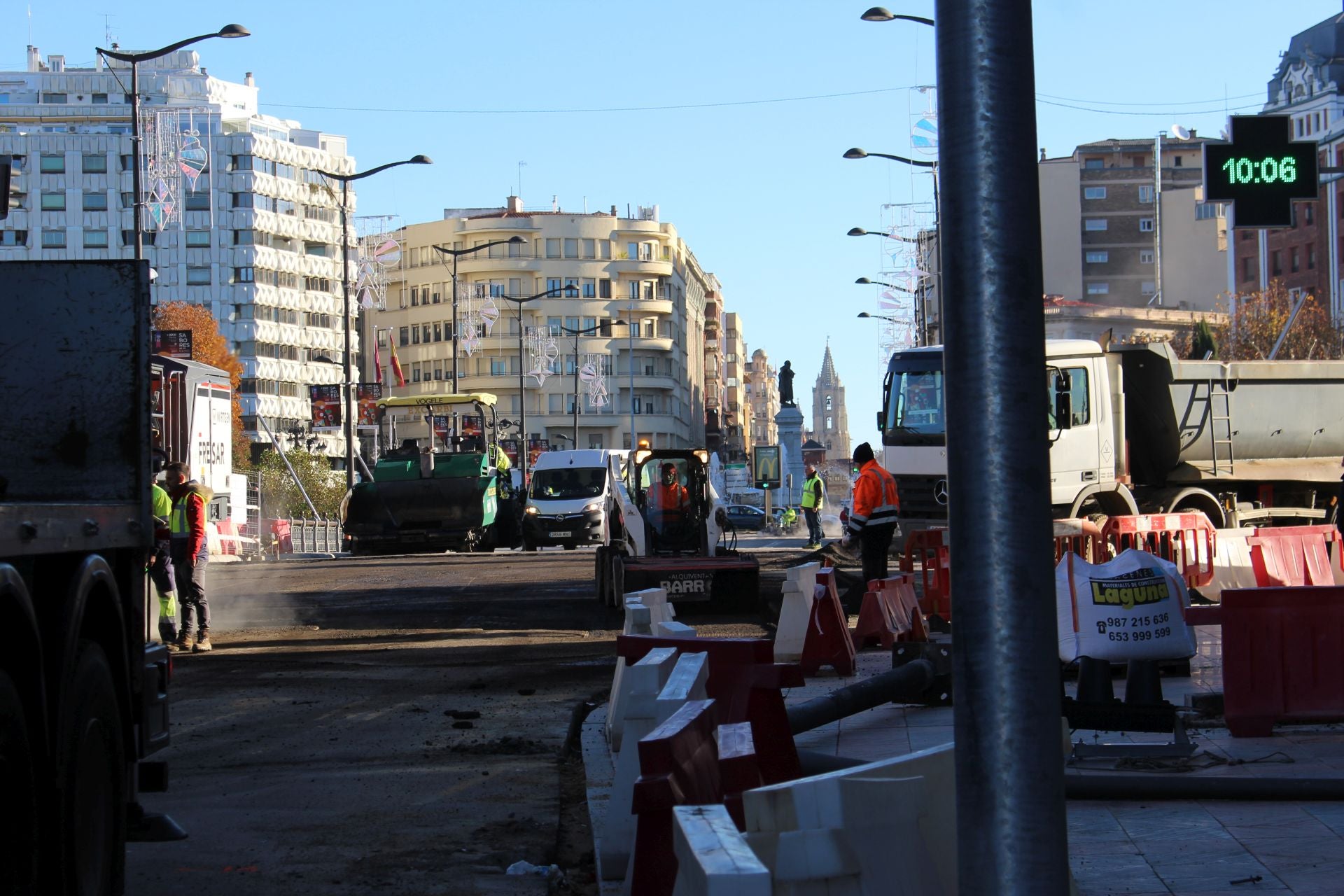 El Puente de los Leones, cortado al tráfico