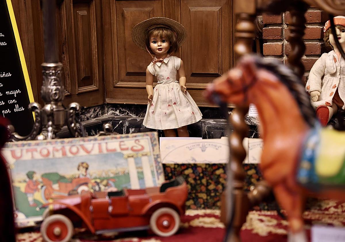 Detalles de los juguetes expuestos.