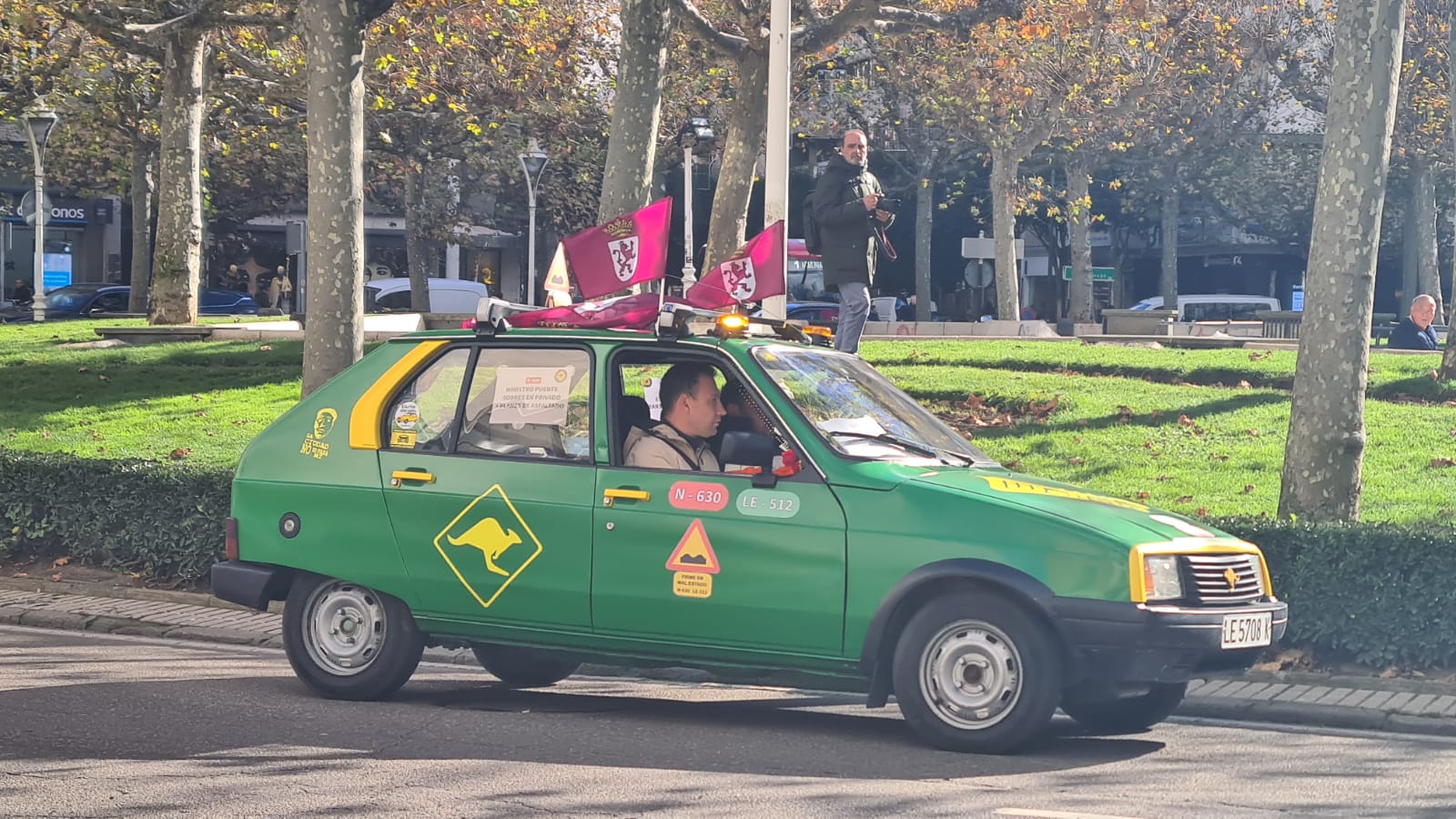 Las imágenes de la protesta de los vecinos de la N-630