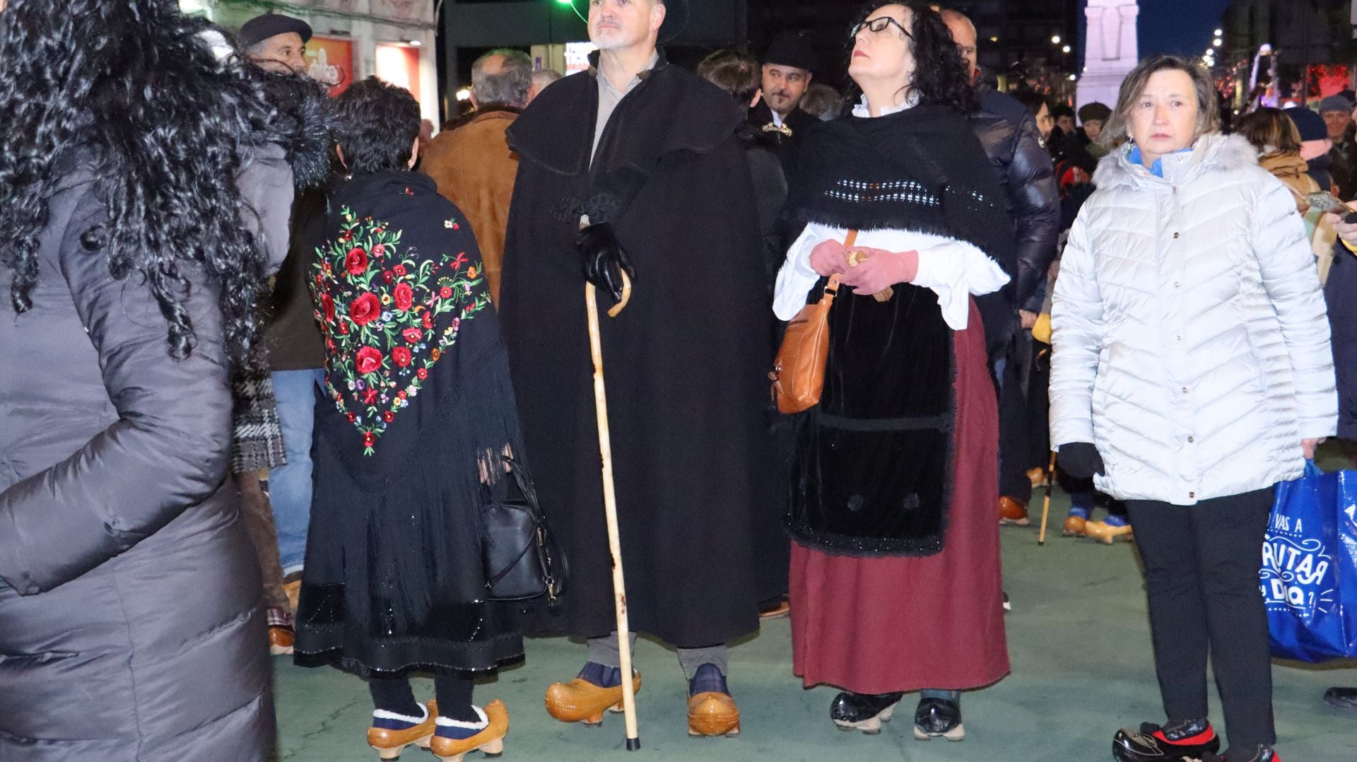 Las imágenes de la madreñada por las calles de León